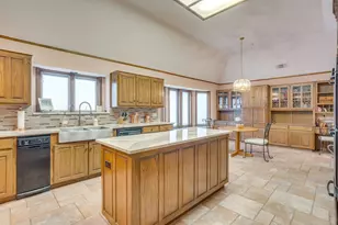 2006 Lake Country Dr, Arlington, TX 76012 - Photo 7