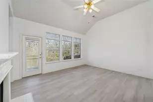 4921 Kingfisher Ln, Mesquite, TX 75181 - Photo 9