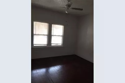 813 W 8th Street #3, Dallas, TX 75208 - Photo 7