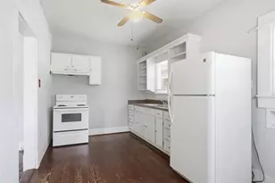 813 W Eighth St, Dallas, TX 75208 - Photo 15