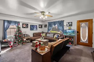 1705 E Beverly Dr, Corsicana, TX 75110 - Photo 9
