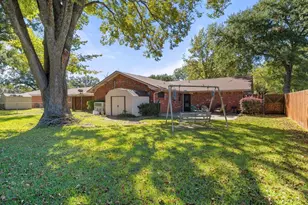 1705 E Beverly Dr, Corsicana, TX 75110 - Photo 5