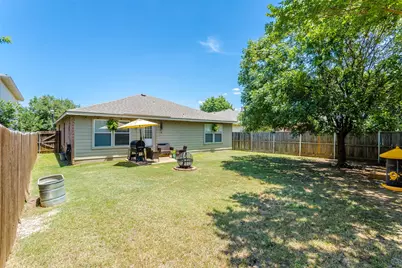 1573 Brookstone Drive, Little Elm, TX 75068 - Photo 5