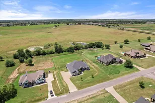 6425 Starlight Ranch Rd, Godley, TX 76044 - Photo 35