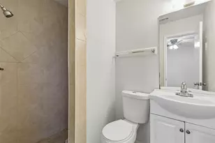 1401 Brook Meadow Cir, Lancaster, TX 75134 - Photo 21