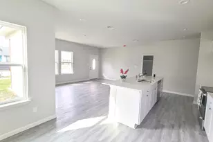 4105 Stuart St, Greenville, TX 75401 - Photo 3