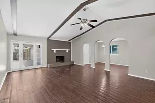 1620 Glenhill Ln, Lewisville, TX 75077 - Photo 9