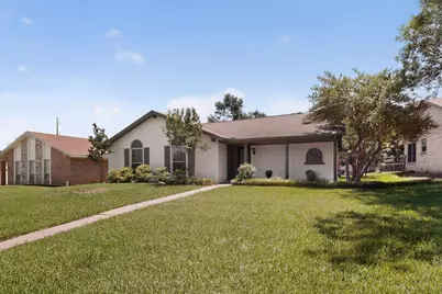 1620 Glenhill Lane, Lewisville, TX 75077 - Photo 3