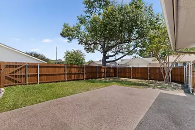 1620 Glenhill Lane, Lewisville, TX 75077 - Photo 35