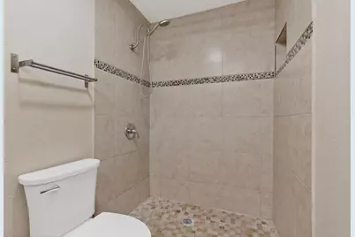 1620 Glenhill Lane, Lewisville, TX 75077 - Photo 17