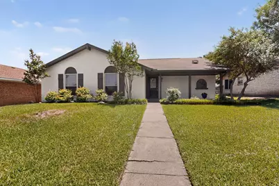 1620 Glenhill Lane, Lewisville, TX 75077 - Photo 1