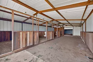 186 Co Rd 4430, Rhome, TX 76078 - Photo 37