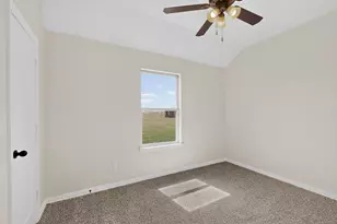 186 Co Rd 4430, Rhome, TX 76078 - Photo 31