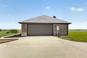 186 Co Rd 4430, Rhome, TX 76078 - Photo 33
