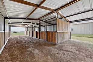 186 Co Rd 4430, Rhome, TX 76078 - Photo 37