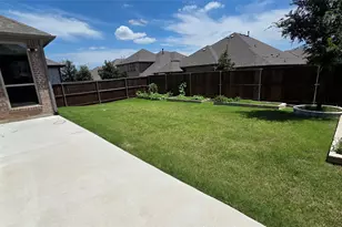1629 White Snowberry Ln, Celina, TX 75078 - Photo 7