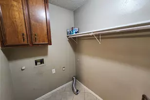 7604 Bridges Ave, Richland Hills, TX 76118 - Photo 11