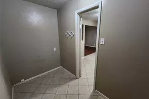 7604 Bridges Ave, Richland Hills, TX 76118 - Photo 13