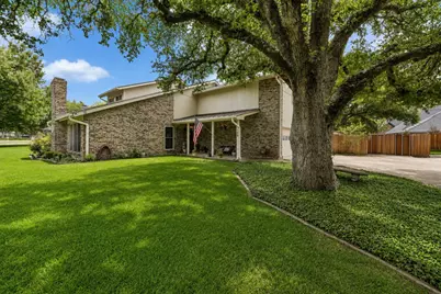 9129 Timber Oaks Drive, Fort Worth, TX 76179 - Photo 3