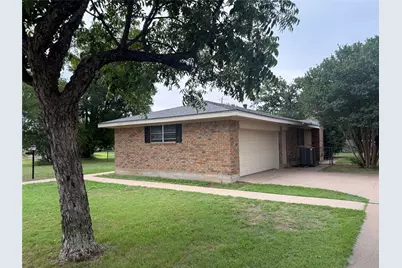 1012 Holden Street, Glen Rose, TX 76043 - Photo 3