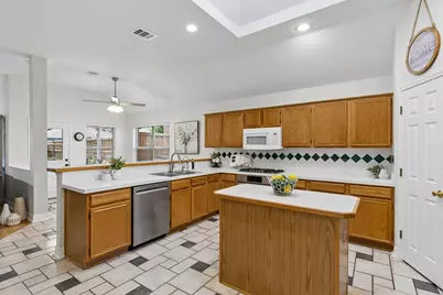 915 Rutgers Court, Allen, TX 75002 - Photo 11