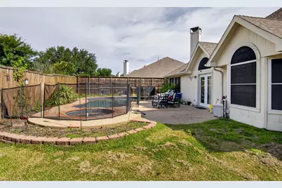 10115 Andre Drive, Irving, TX 75063 - Photo 31
