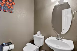 10115 Andre Dr, Irving, TX 75063 - Photo 15