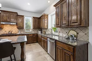 8401 Foothill Dr, Plano, TX 75024 - Photo 7