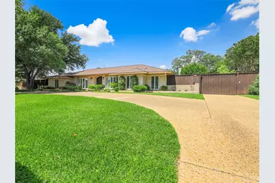 6120 Preston Creek Drive, Dallas, TX 75240 - Photo 3