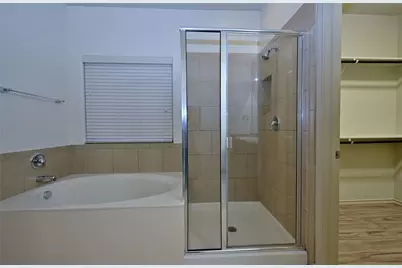 7041 Seton Hall Drive, Fort Worth, TX 76120 - Photo 23