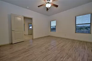 7041 Seton Hall Dr, Fort Worth, TX 76120 - Photo 21