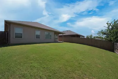 7041 Seton Hall Drive, Fort Worth, TX 76120 - Photo 35
