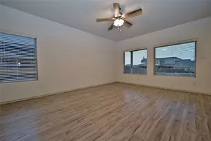 7041 Seton Hall Dr, Fort Worth, TX 76120 - Photo 15
