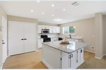 2900 Wakecrest Drive, Fort Worth, TX 76108 - Photo 9