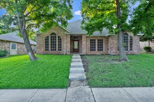 7132 Sample Dr, The Colony, TX 75056 - Photo 1