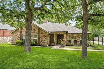 1312 Circle Lane, Bedford, TX 76022 - Photo 3