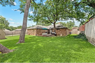 1312 Circle Lane, Bedford, TX 76022 - Photo 29