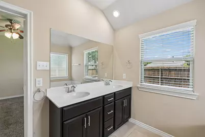 10016 Kemah Place, McKinney, TX 75071 - Photo 17