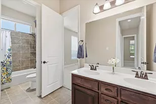 1204 Sundown Dr, Flower Mound, TX 75028 - Photo 25