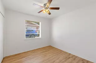 8619 Banff Dr, Dallas, TX 75243 - Photo 29