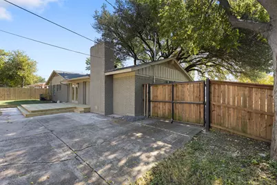 8619 Banff Drive, Dallas, TX 75243 - Photo 13