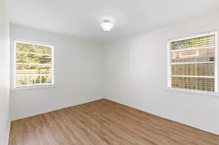 8619 Banff Dr, Dallas, TX 75243 - Photo 23
