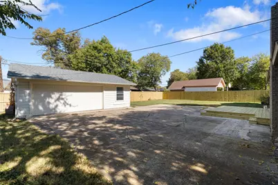 8619 Banff Drive, Dallas, TX 75243 - Photo 33