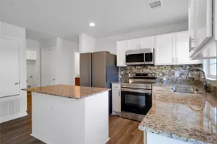 1739 McBroom St, Dallas, TX 75212 - Photo 11