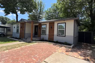 231 Elm St, Hurst, TX 76053 - Photo 3