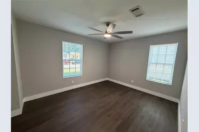 231 Elm Street, Hurst, TX 76053 - Photo 15
