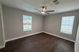 231 Elm St, Hurst, TX 76053 - Photo 15