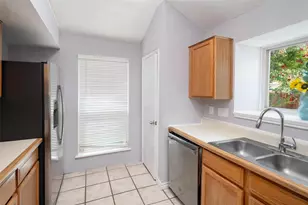 1533 Springaire Ln, Lewisville, TX 75077 - Photo 5