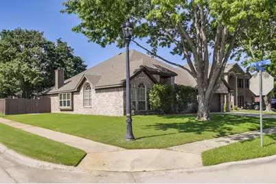 1718 Falcon Drive, Corinth, TX 76210 - Photo 5