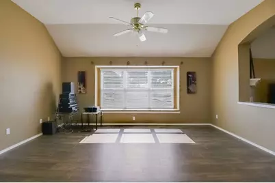1718 Falcon Drive, Corinth, TX 76210 - Photo 15